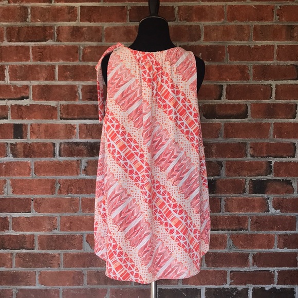 Vince Camuto Sleeveless top SZ Medium Coral Summer - Picture 3 of 7